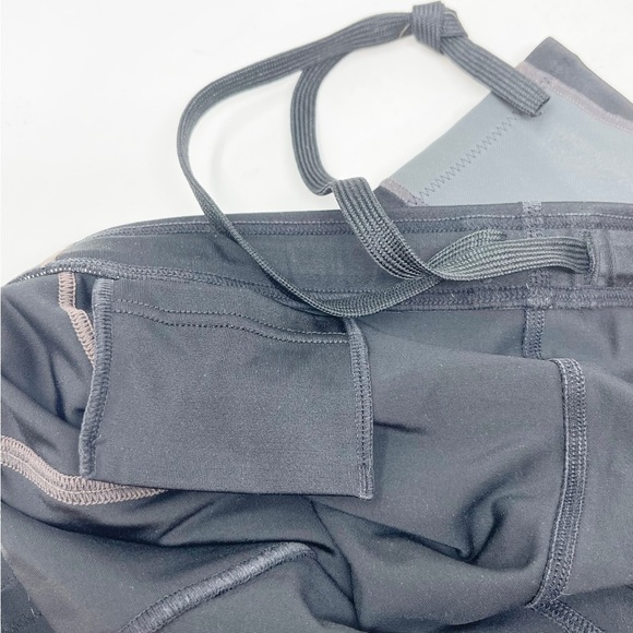 CW-X Women’s Endurance Generator Joint & Muscle Support Compression Shorts Sz L - Picture 9 of 9